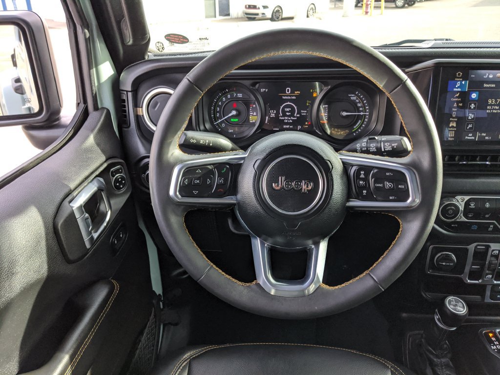 Used 2024 Jeep Wrangler Unlimited Sahara w/ Technology Group AWD/4WD image 10
