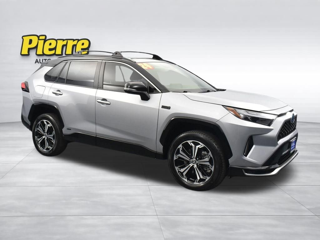 Used 2024 Toyota RAV4 XSE w/ Weather Package image 3