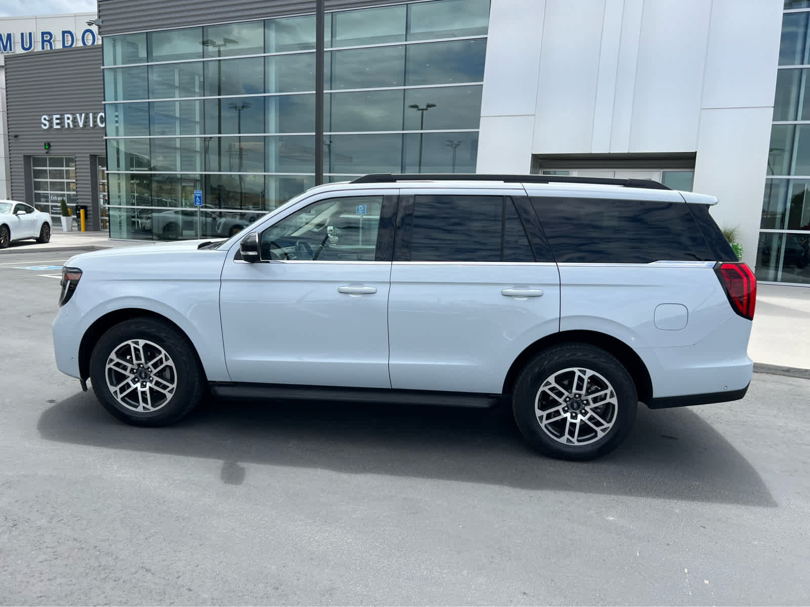 Certified 2025 Ford Expedition Active AWD/4WD image 12