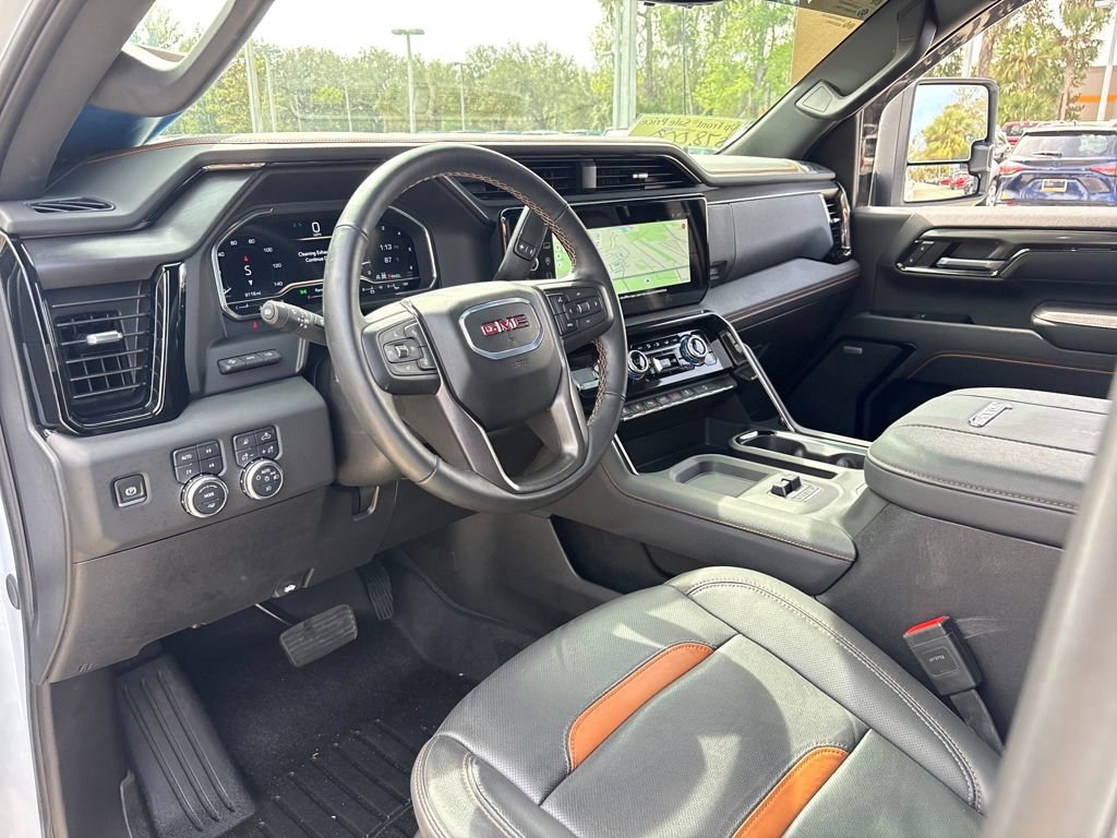 Used 2025 GMC Sierra 2500 AT4 w/ AT4 Premium Plus Package image 10