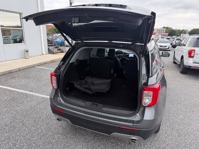 Certified 2024 Ford Explorer Limited w/ Equipment Group 301A AWD/4WD image 9