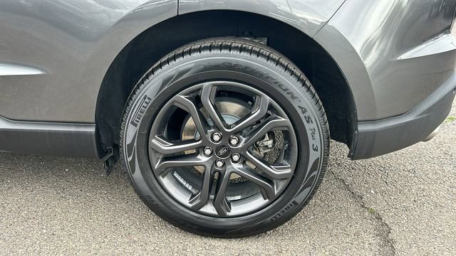 Certified 2018 Ford Edge SEL w/ Equipment Group 201A image 6