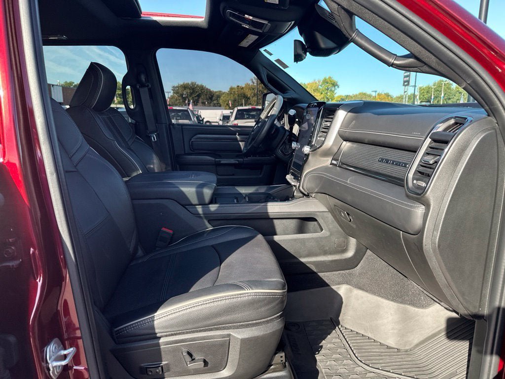 Used 2024 RAM 2500 Limited AWD/4WD image 12