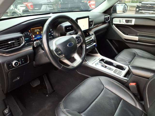 Certified 2023 Ford Explorer Limited w/ Equipment Group 301A RWD image 9