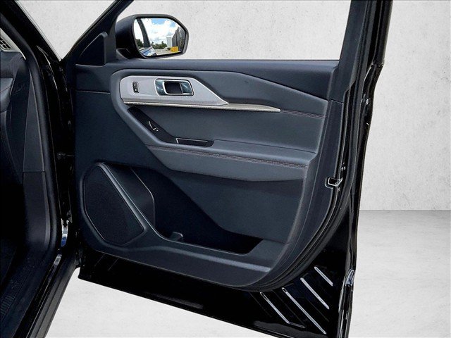 Certified 2026 Ford Explorer Active w/ Active Comfort Package RWD image 15