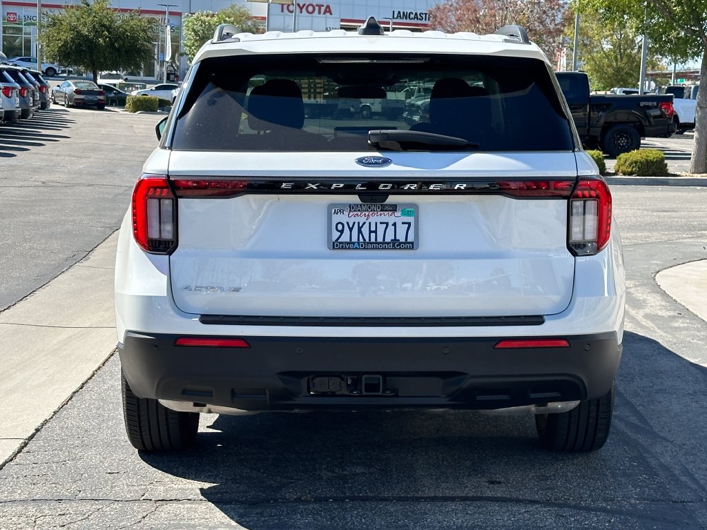 Certified 2026 Ford Explorer Active RWD image 6