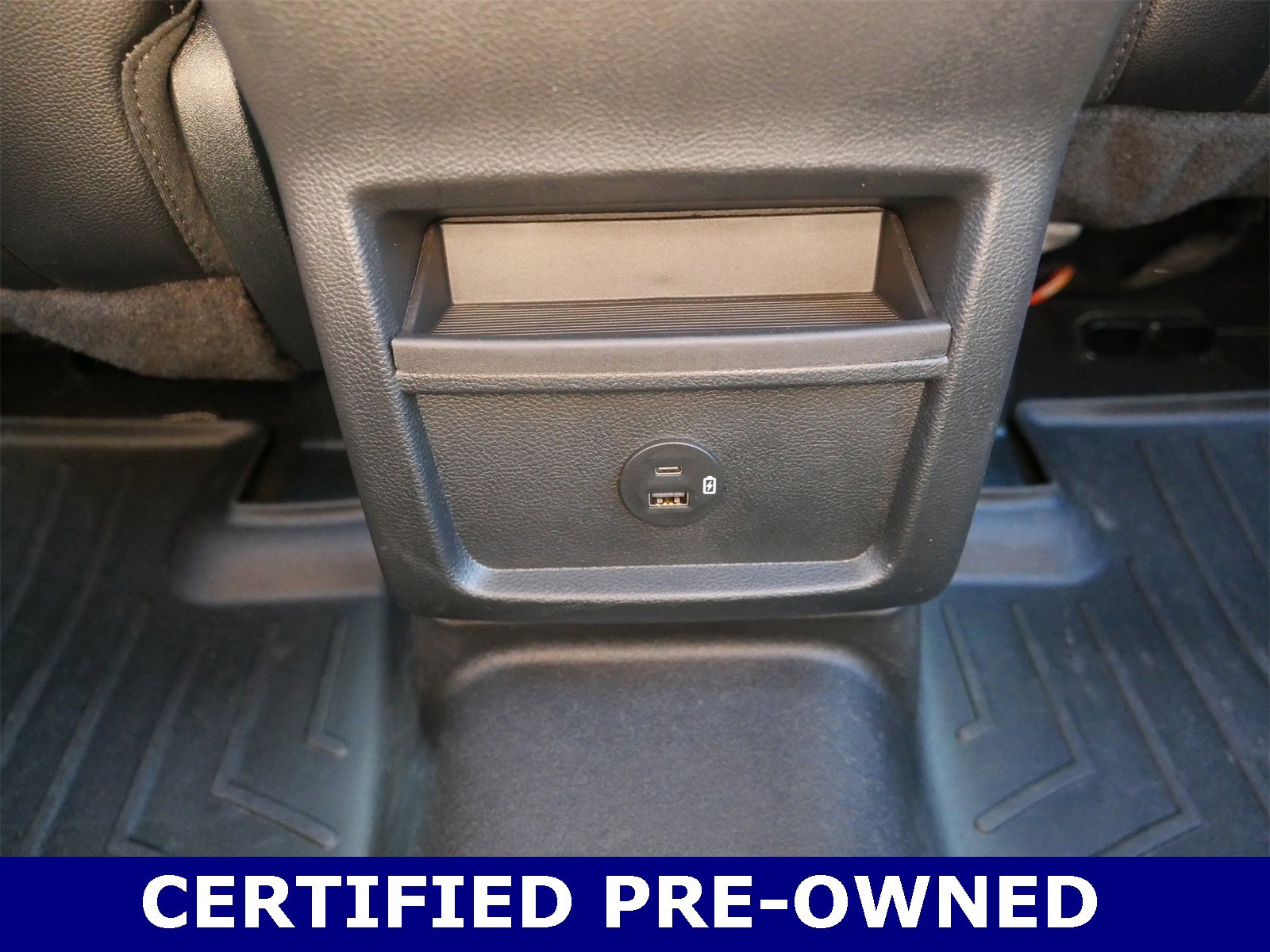 Certified 2022 Ford Edge ST image 18