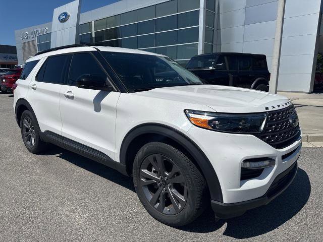 Certified 2023 Ford Explorer XLT w/ Equipment Group 202A image 1