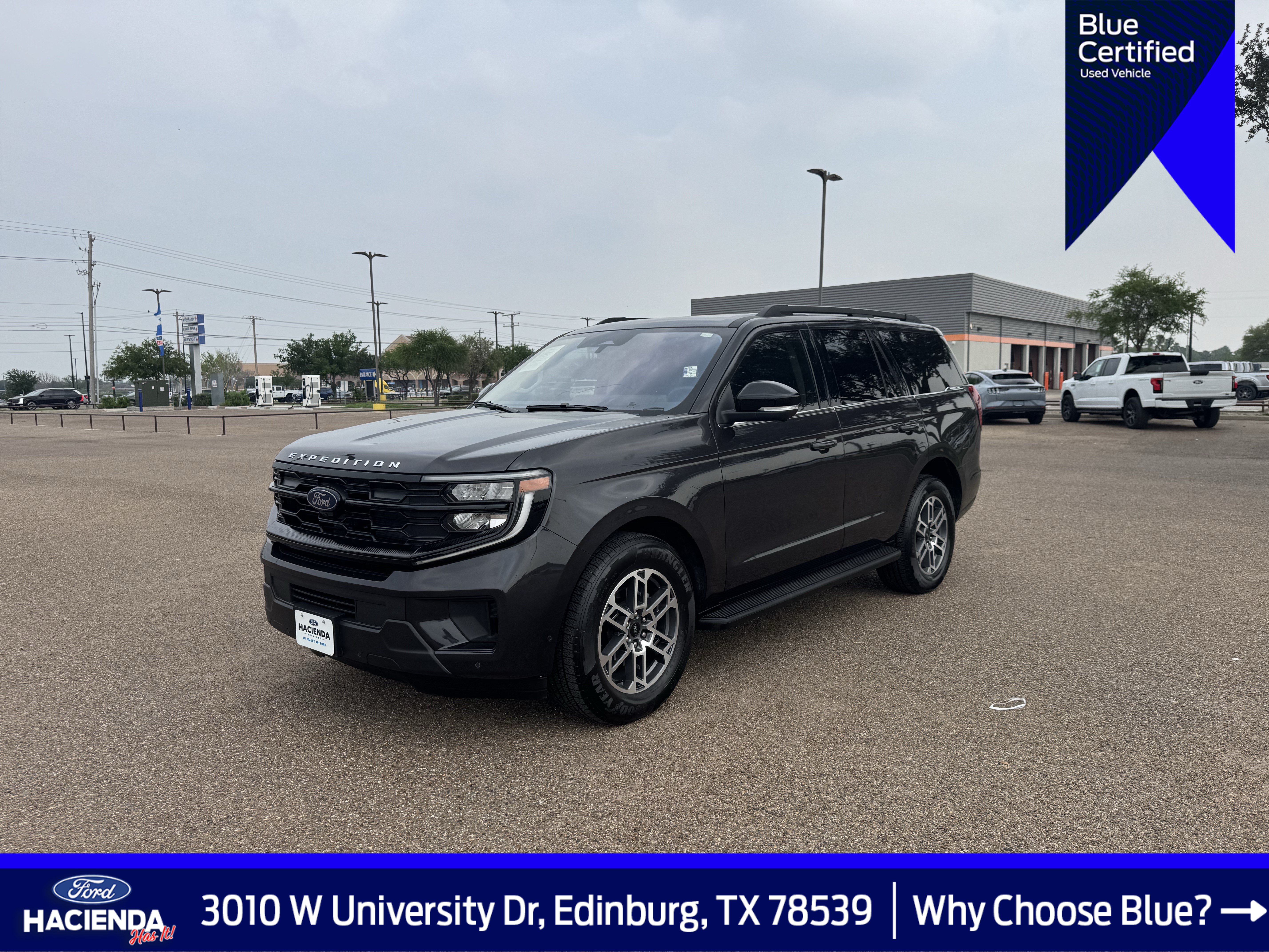 Certified 2025 Ford Expedition Active RWD image 1