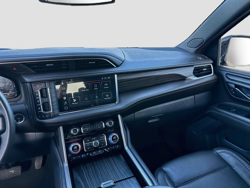 Used 2023 GMC Yukon Denali RWD image 25