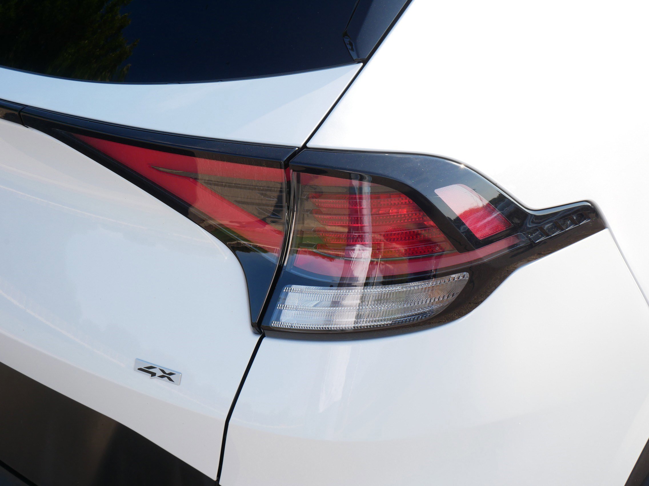 Used 2023 Kia Sportage LX image 17