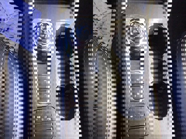 Certified 2022 Ford Escape Titanium image 18