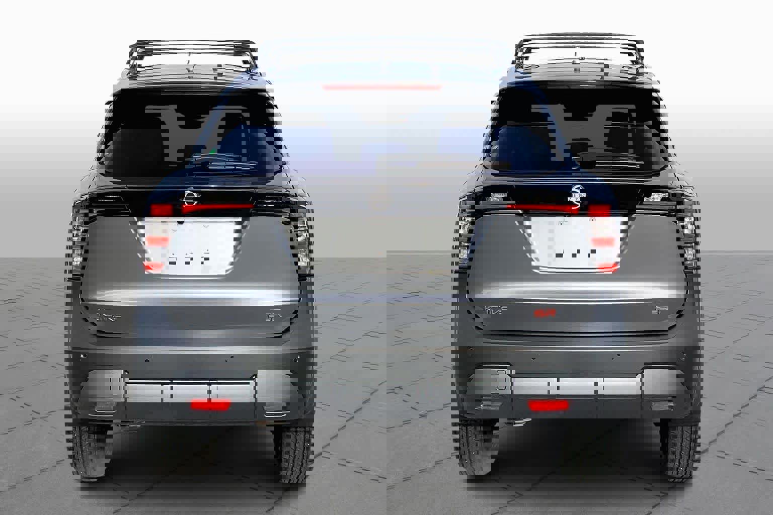 Used 2025 Nissan Kicks SR w/ Interior Electronics Package image 2