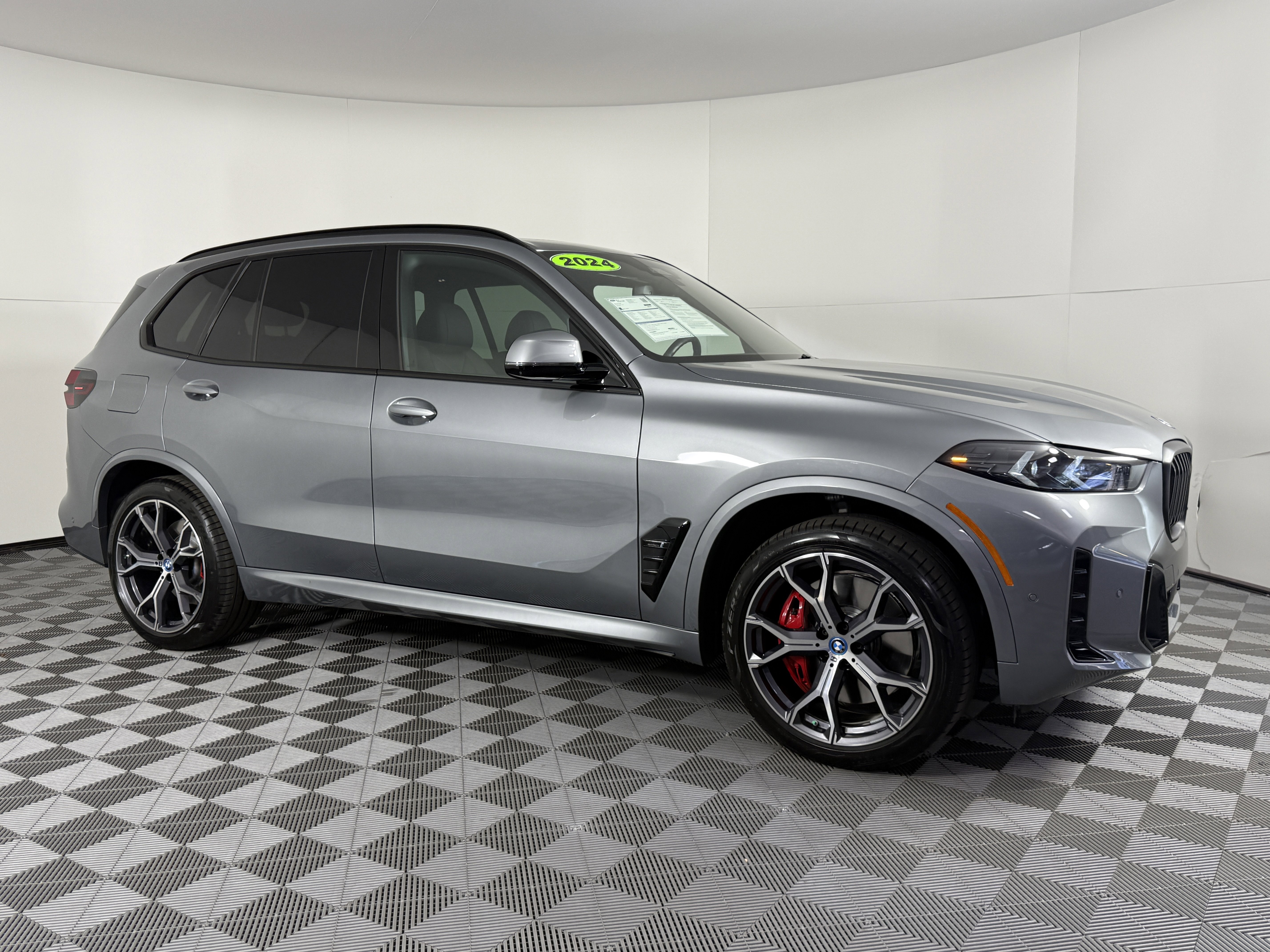 Used 2024 BMW X5 xDrive50e