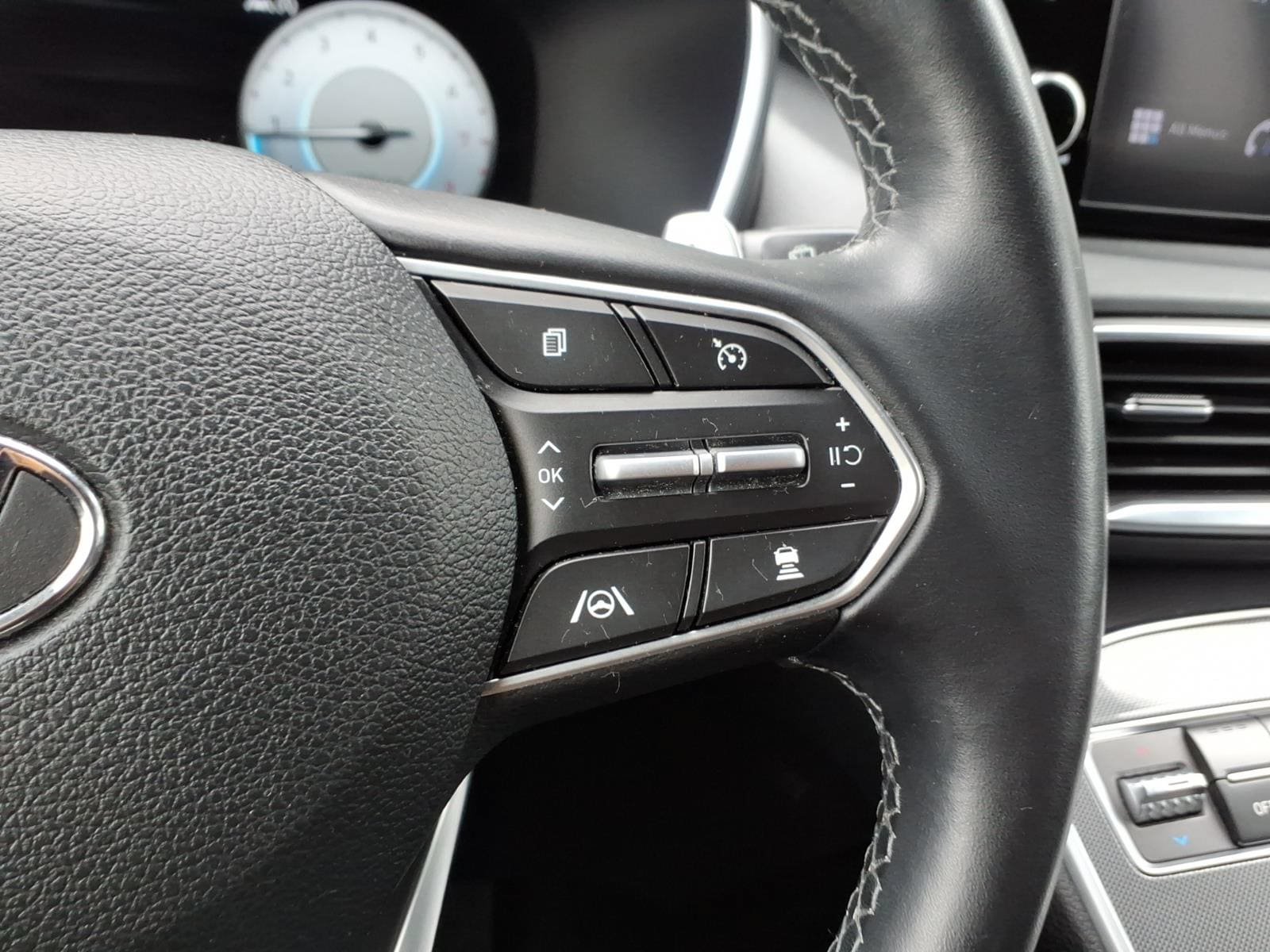 Used 2022 Hyundai Santa Fe SEL w/ Convenience Package AWD/4WD image 15