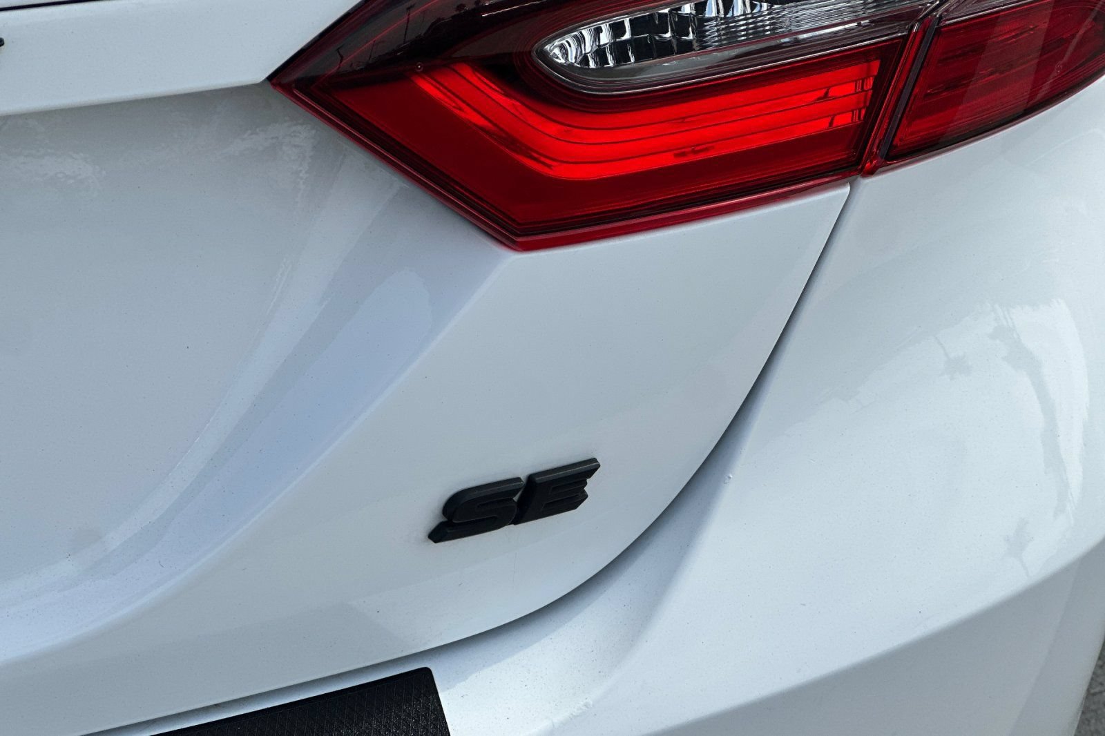Used 2021 Toyota Camry SE w/ Carpet Mat Package (TMS) FWD image 24