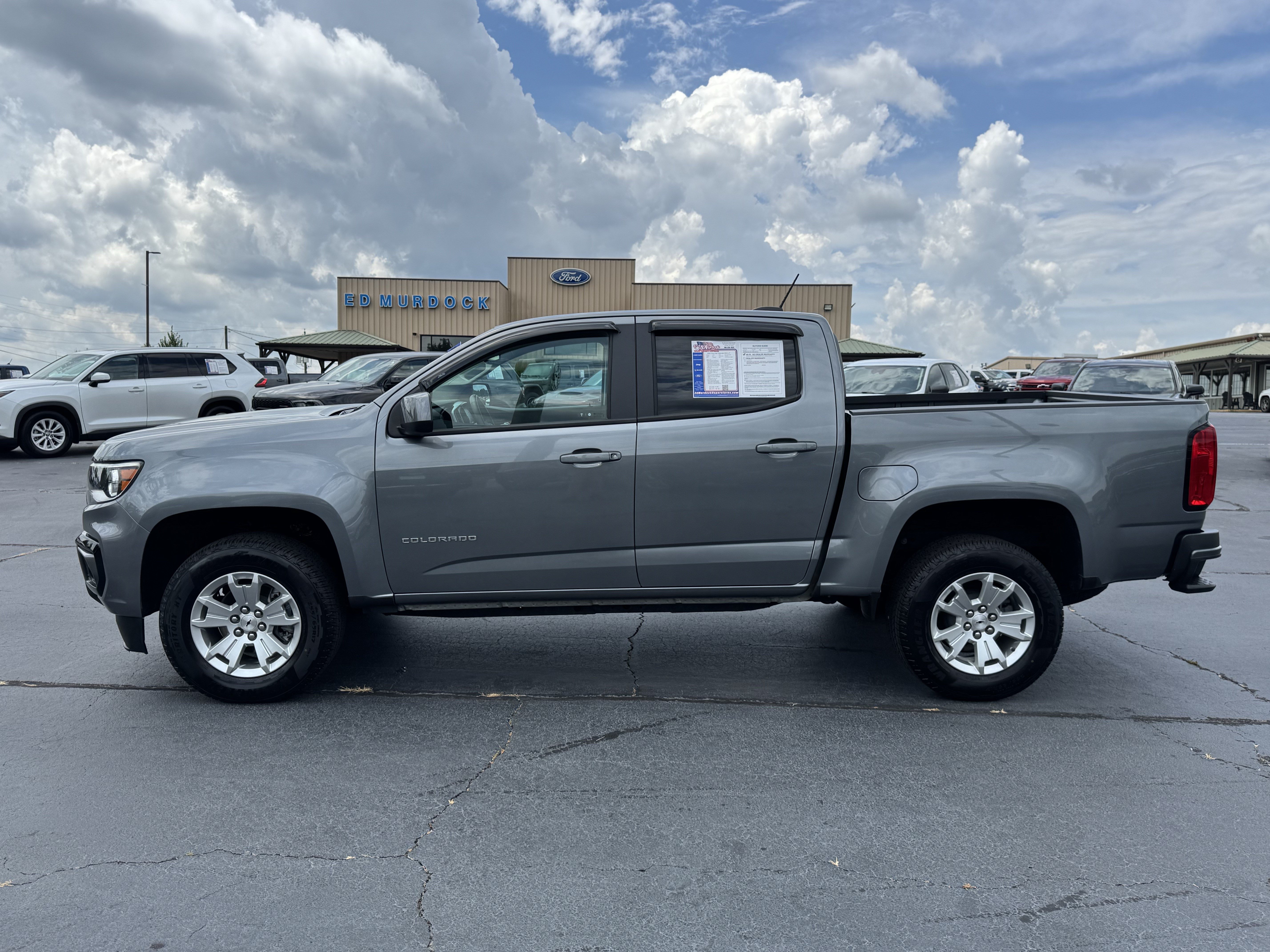 Used 2022 Chevrolet Colorado LT w/ Luxury Package RWD image 8