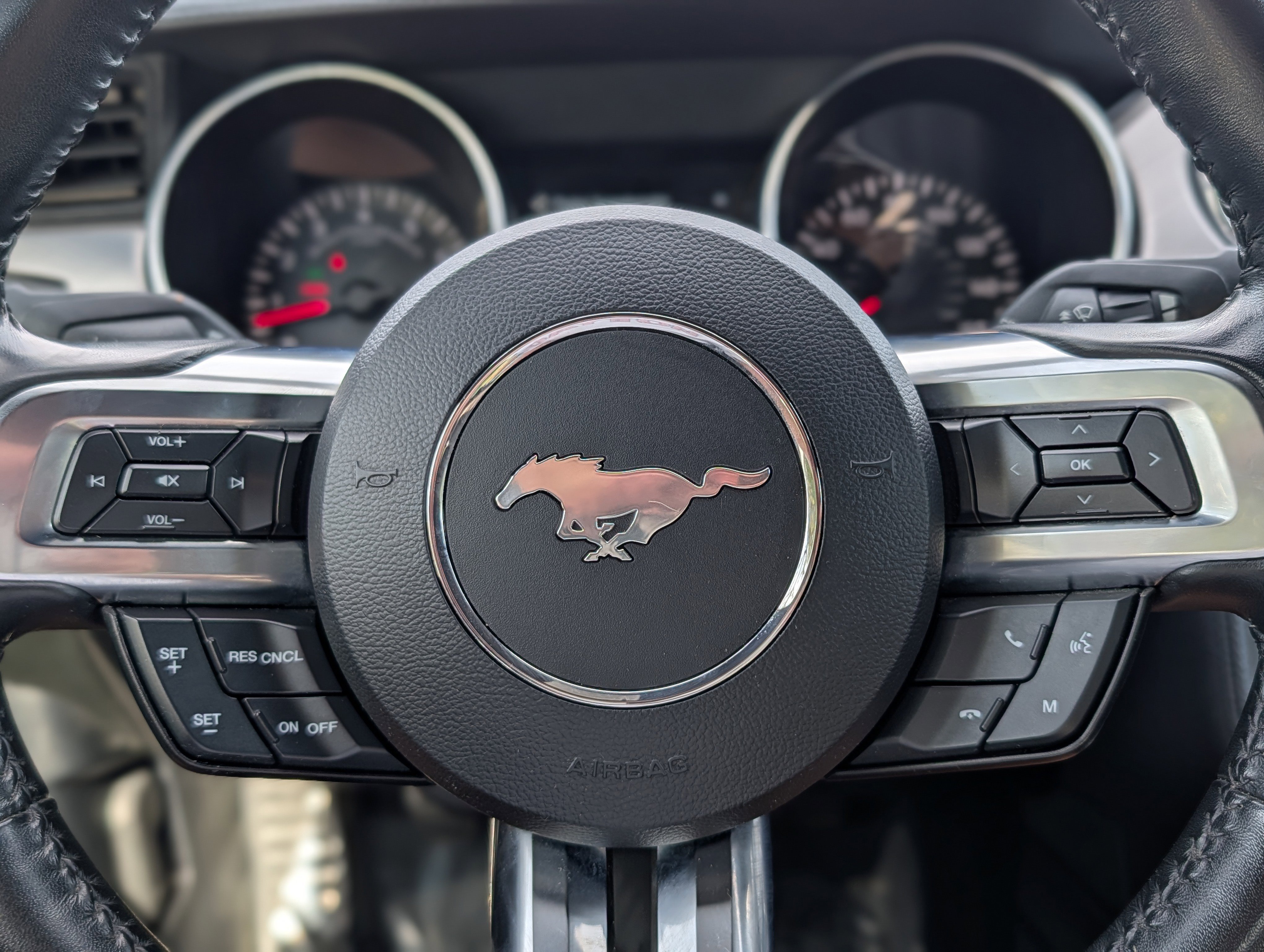 Certified 2022 Ford Mustang GT w/ Black Accent Package image 21