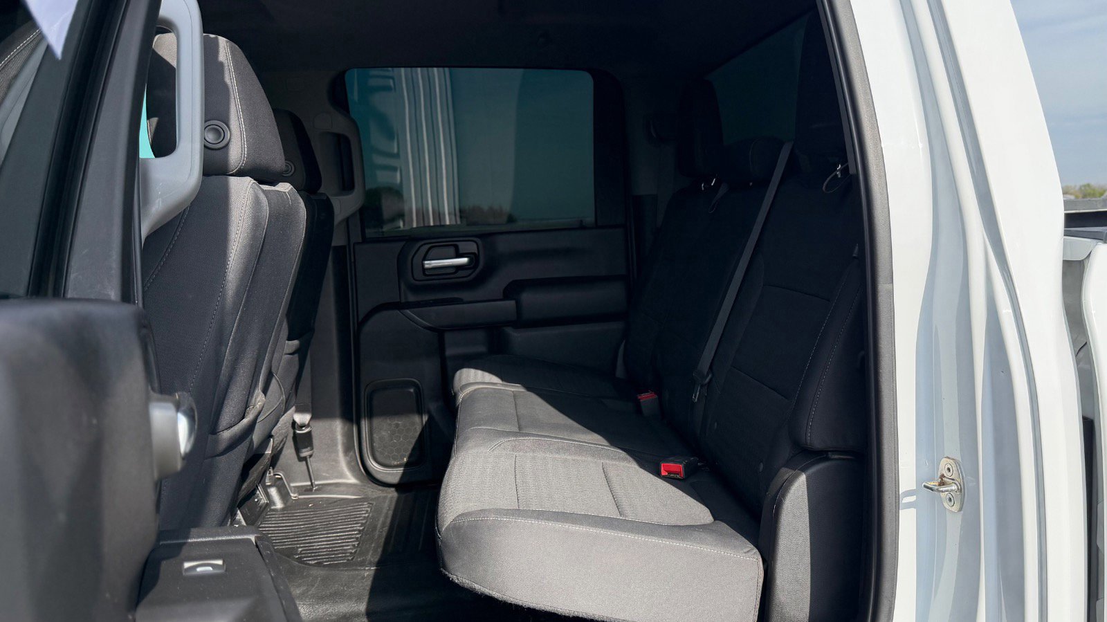 Used 2020 Chevrolet Silverado 2500 LT image 16