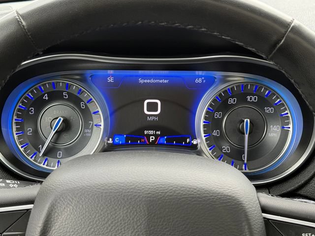Used 2023 Chrysler 300 Touring L w/ Popular Equipment Group AWD/4WD image 32
