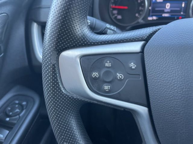 Used 2024 GMC Terrain SLE image 27