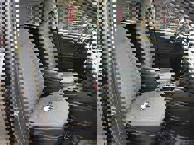 Certified 2022 Ford Escape SE w/ SE Sport Appearance Package image 27