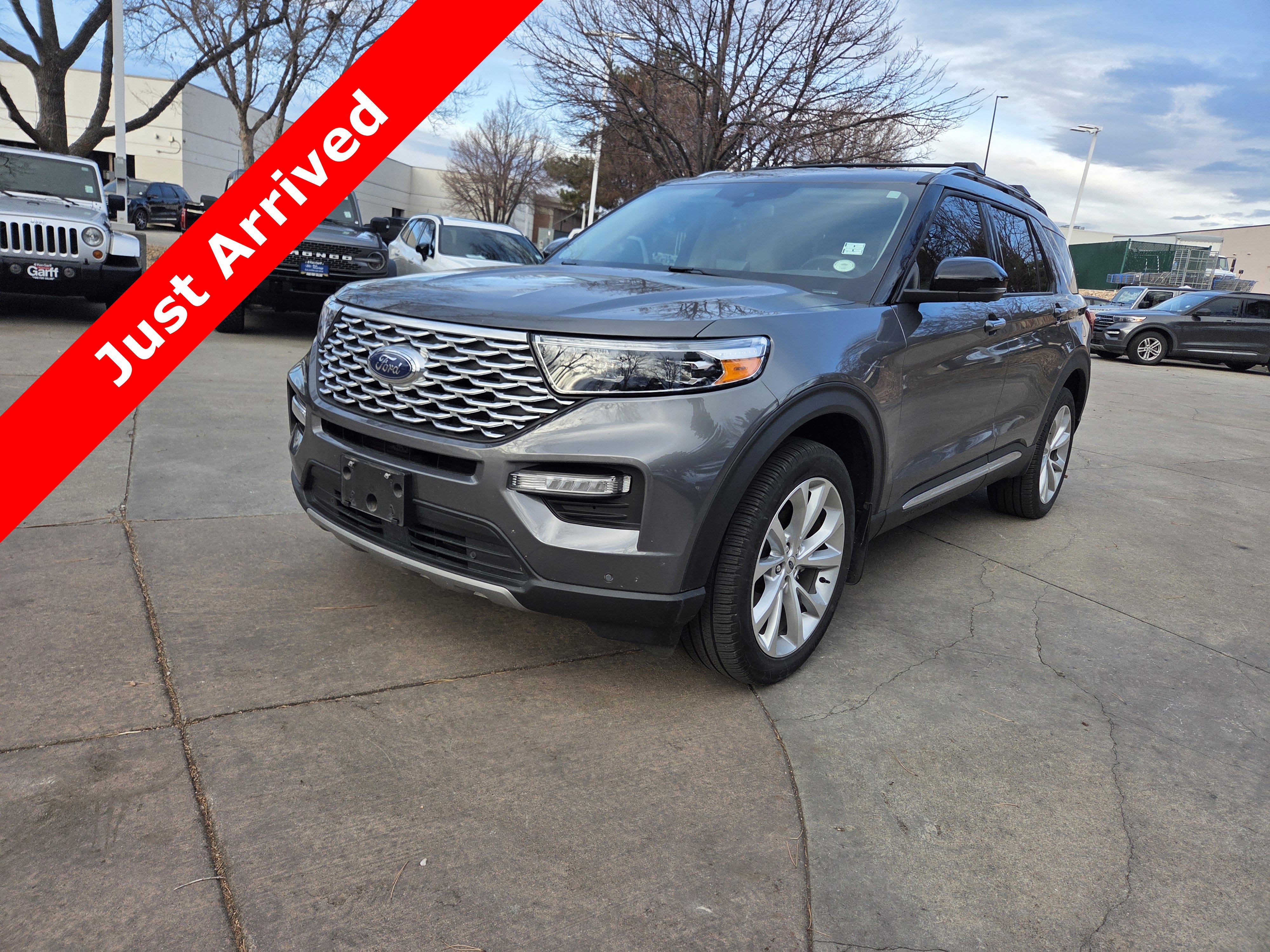 Certified 2022 Ford Explorer Platinum w/ Technology Package