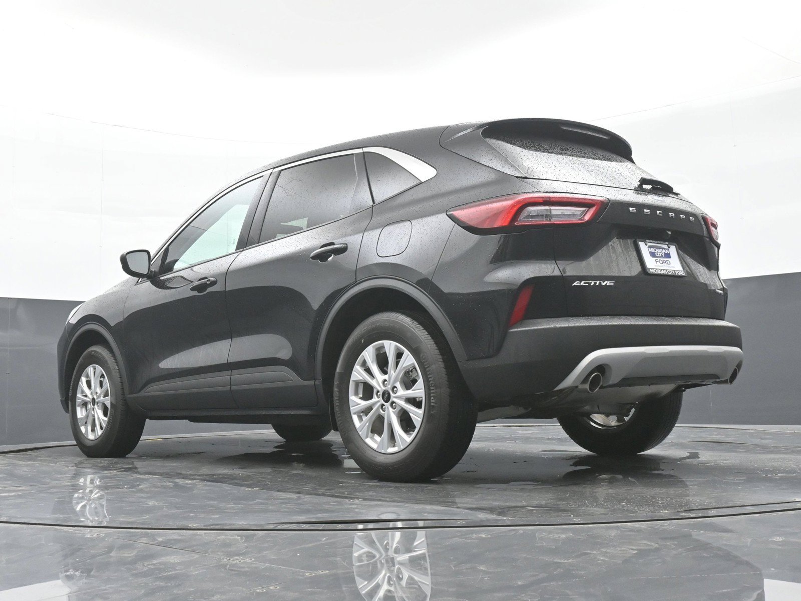 Certified 2024 Ford Escape Active AWD/4WD image 37