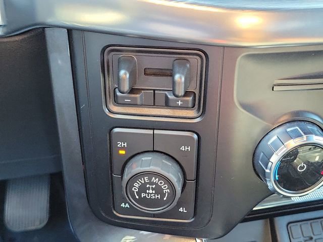 Certified 2023 Ford F150 Lariat w/ Equipment Group 502A High image 19