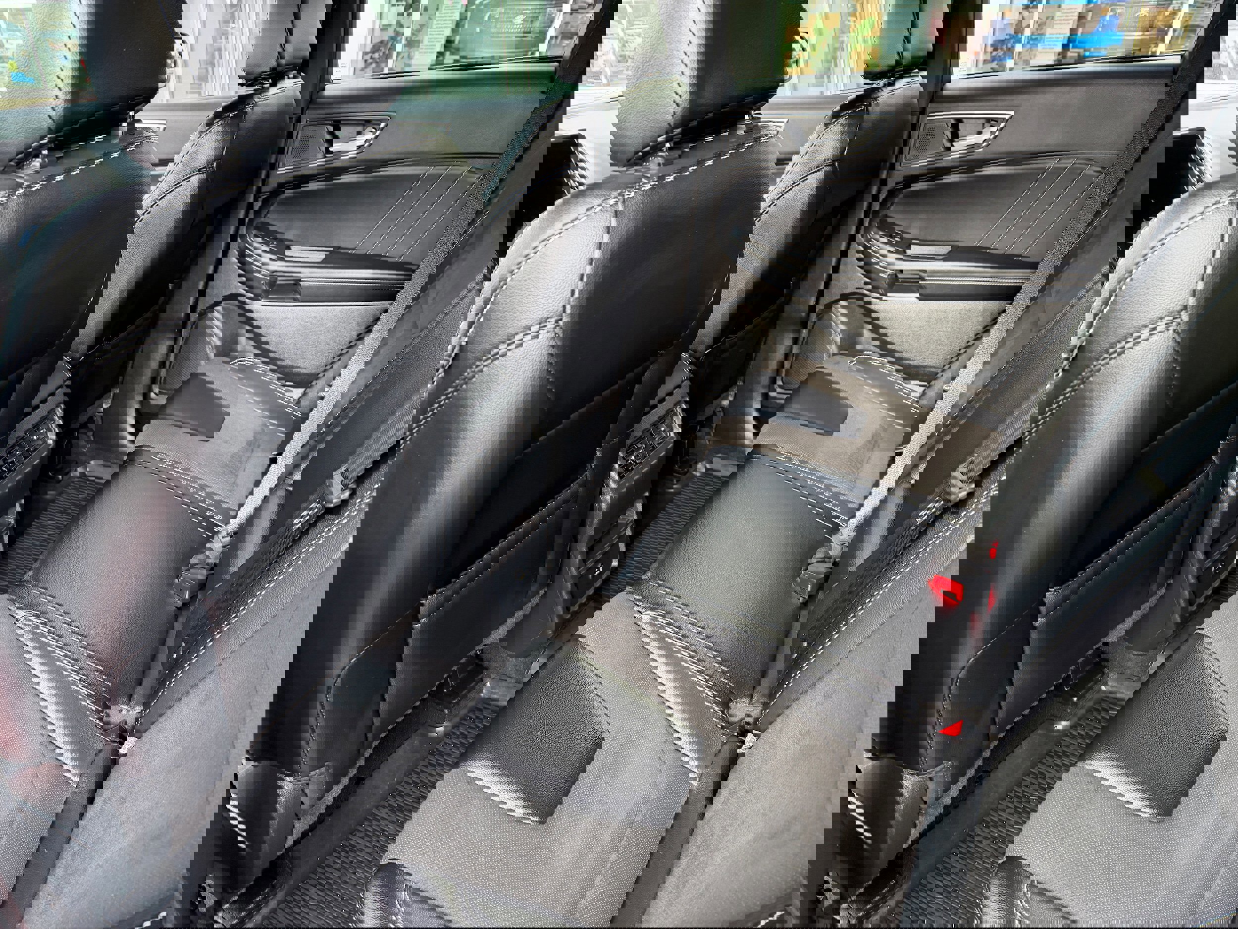 Certified 2022 Ford Edge ST image 12