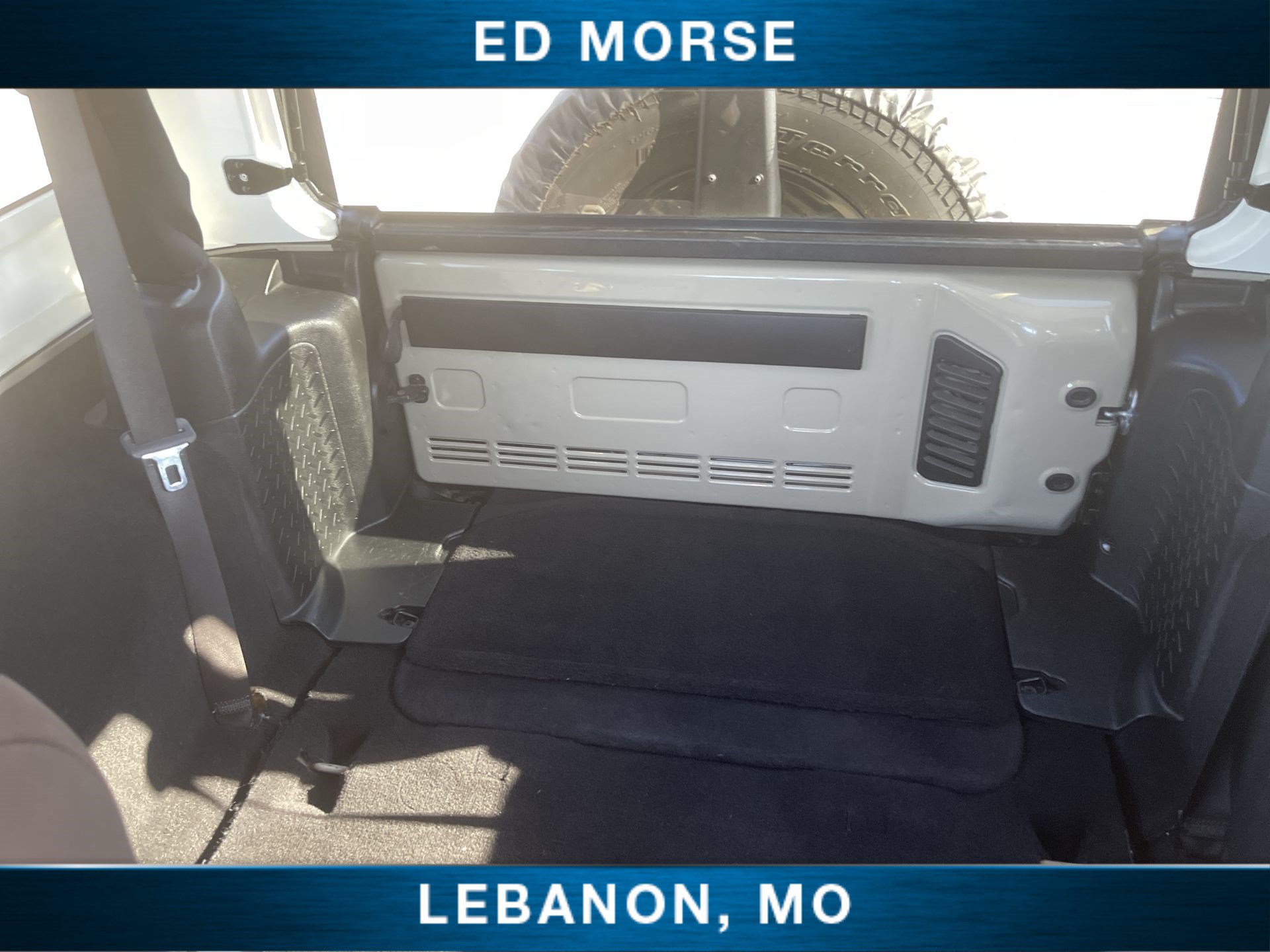 Used 2018 Jeep Wrangler Sport AWD/4WD image 22