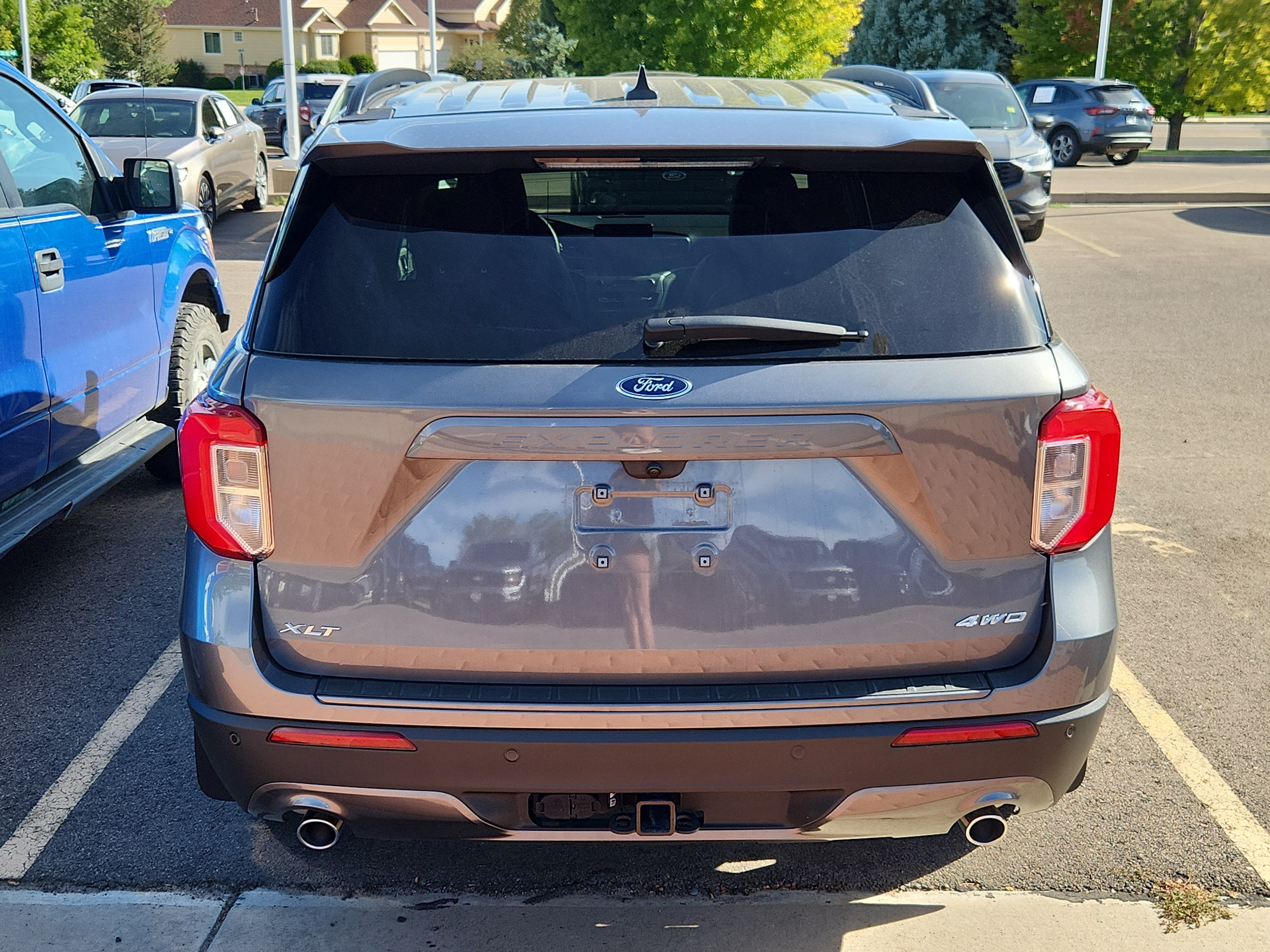 Certified 2024 Ford Explorer XLT w/ Equipment Group 202A AWD/4WD image 6