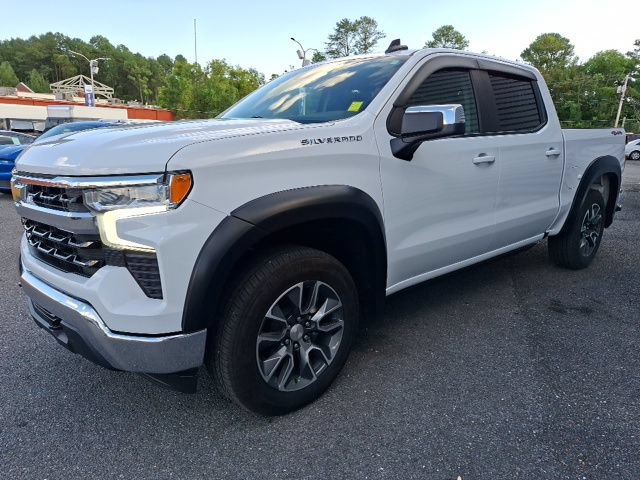 Used 2025 Chevrolet Silverado 1500 LT AWD/4WD image 7