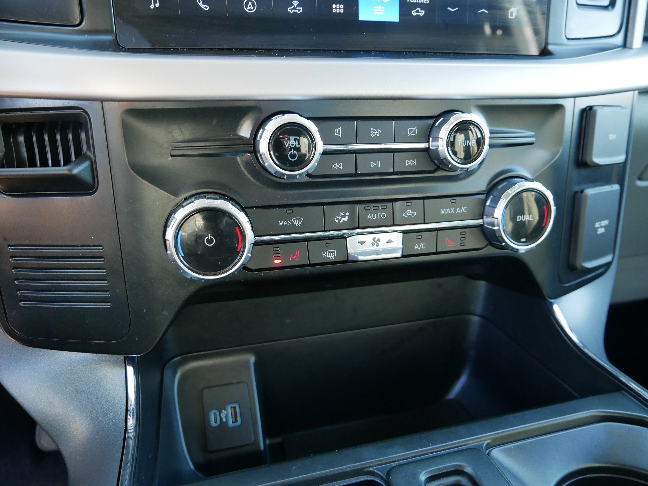 Certified 2023 Ford F150 Lightning XLT w/ Max Trailer Tow Package image 23