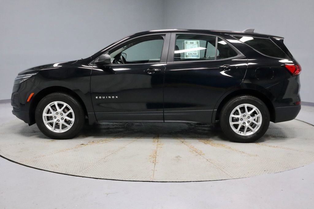 Used 2024 Chevrolet Equinox LS w/ LPO, Floor Liner Package AWD/4WD image 7