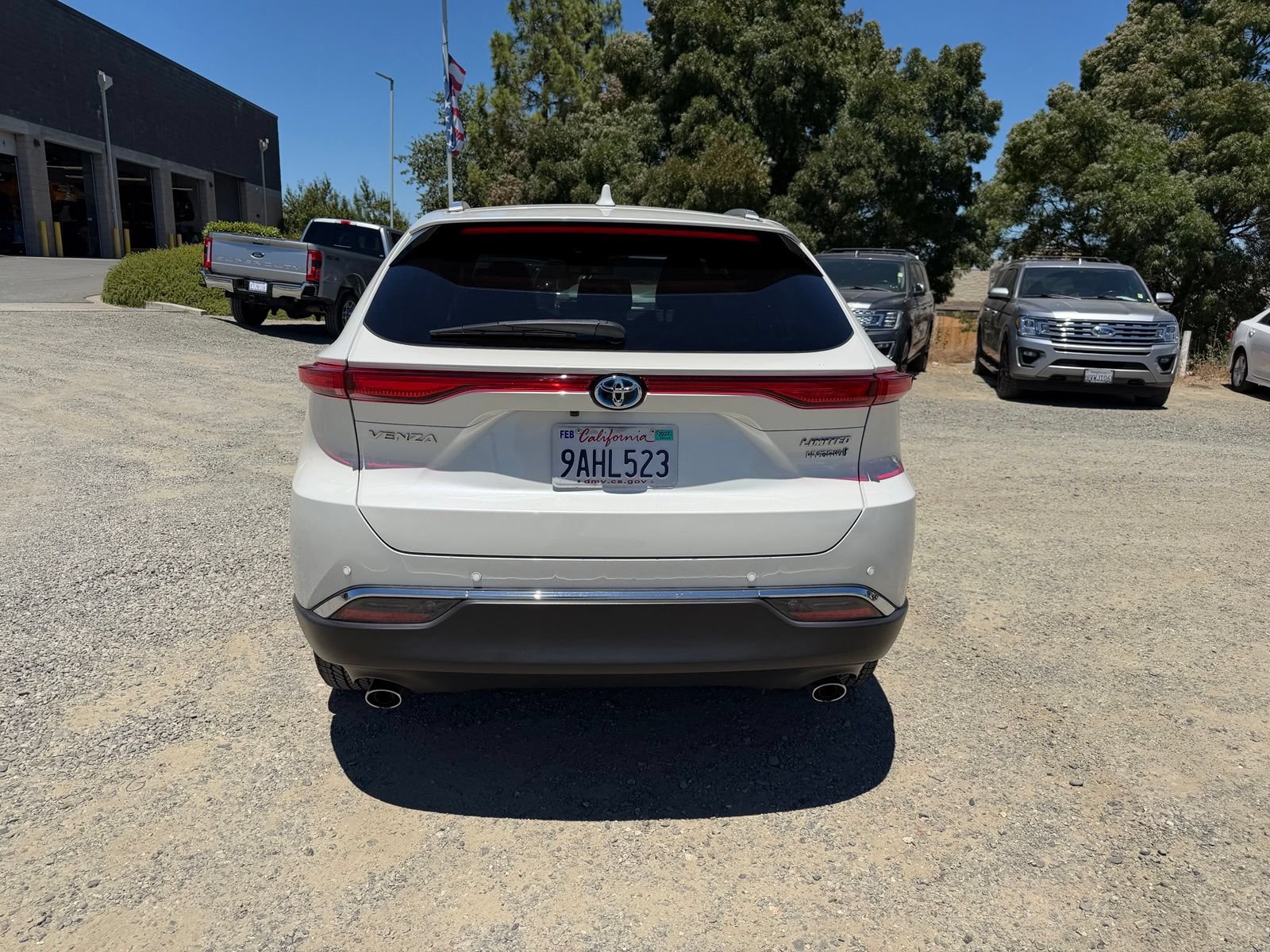 Used 2022 Toyota Venza Limited AWD/4WD image 4