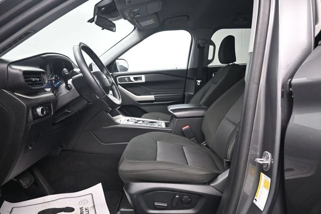 Certified 2023 Ford Explorer XLT AWD/4WD image 6