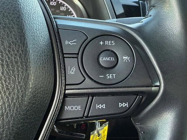 Used 2023 Toyota Camry SE image 14