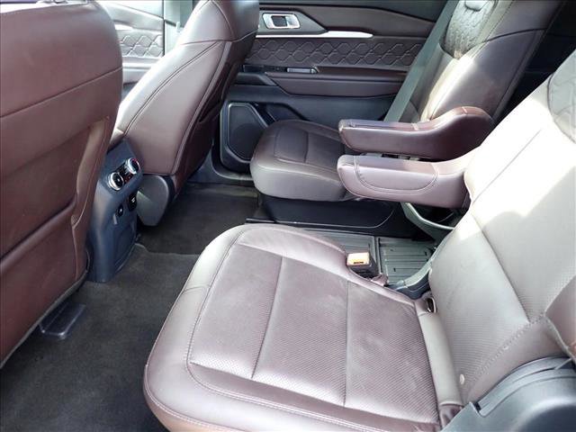 Certified 2025 Ford Explorer Platinum w/ LUX Leather Package AWD/4WD image 10