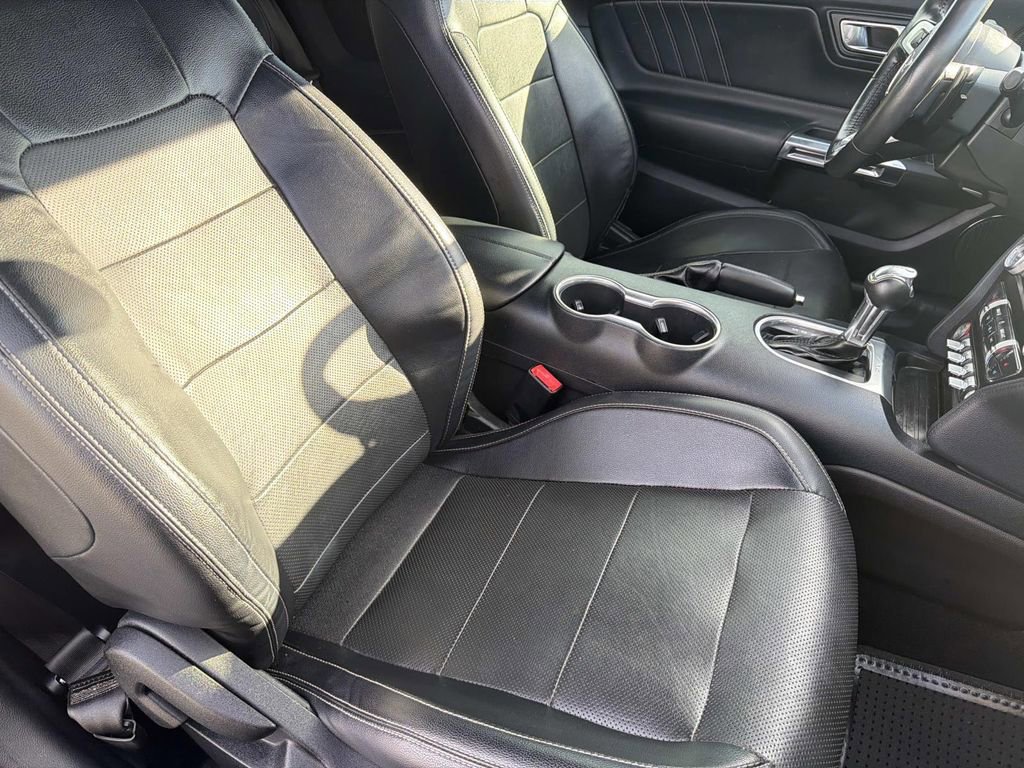 Certified 2019 Ford Mustang Premium image 25