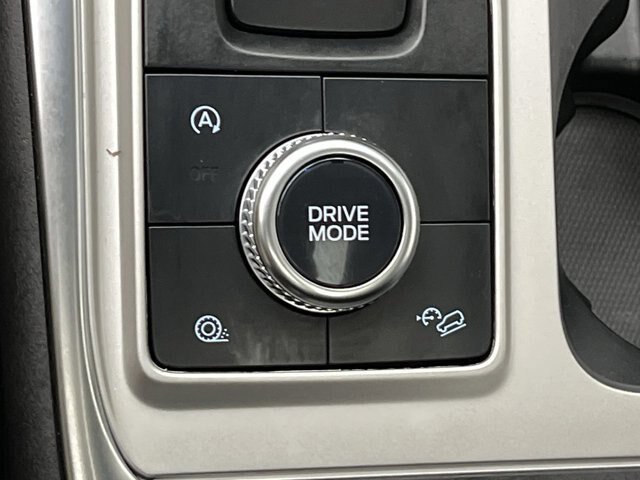 Certified 2023 Ford Explorer XLT w/ XLT Sport Appearance Package AWD/4WD image 19