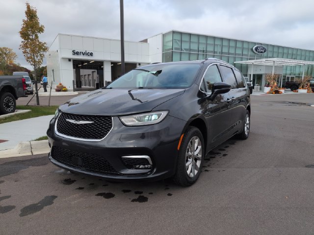 Used 2021 Chrysler Pacifica Touring-L