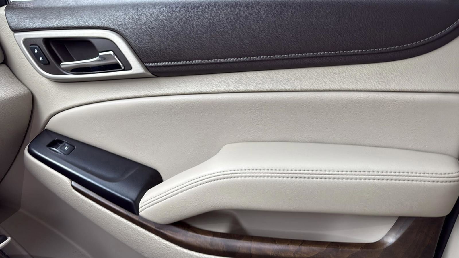 Used 2018 GMC Yukon Denali w/ Denali Ultimate Package image 22