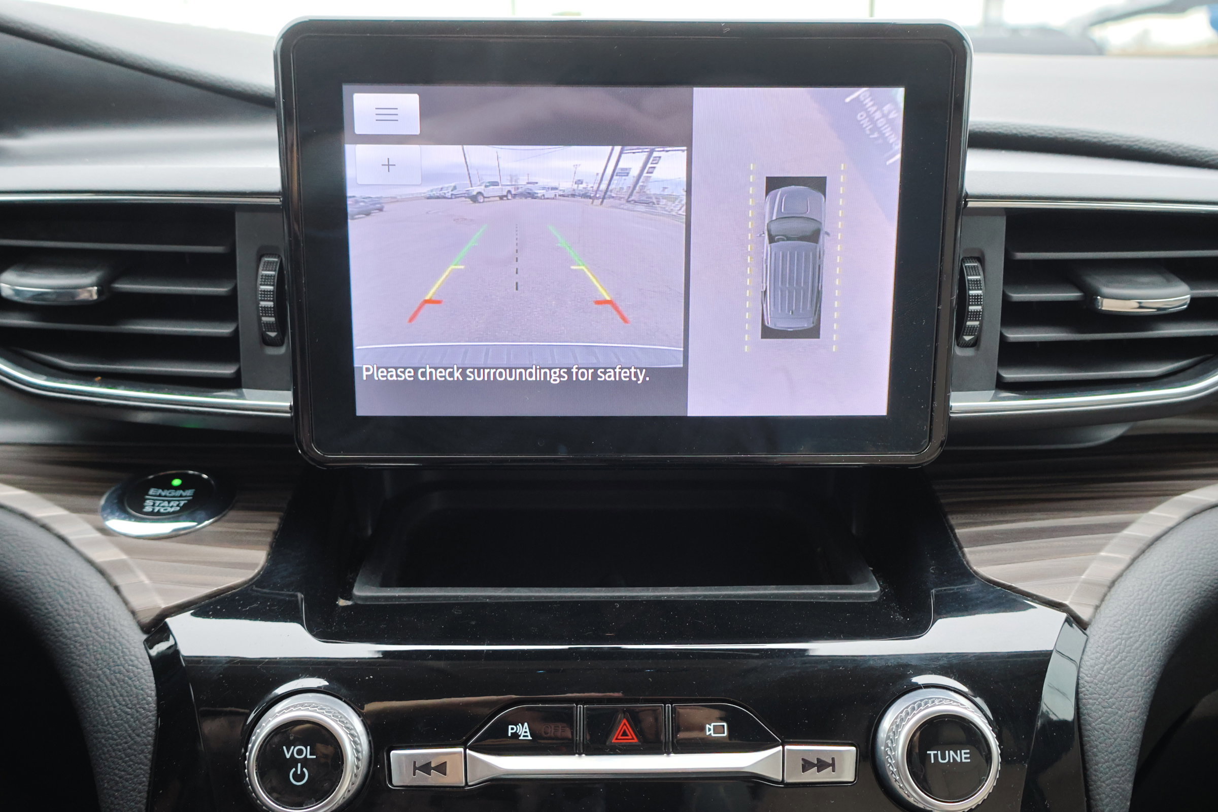 Certified 2021 Ford Explorer Limited w/ Hybrid Equipment Group 310A image 22