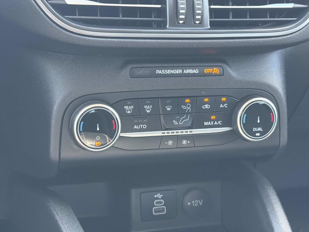 Certified 2024 Ford Escape Active FWD image 15