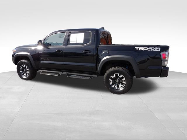 Used 2023 Toyota Tacoma TRD Off-Road w/ Technology Package AWD/4WD image 4