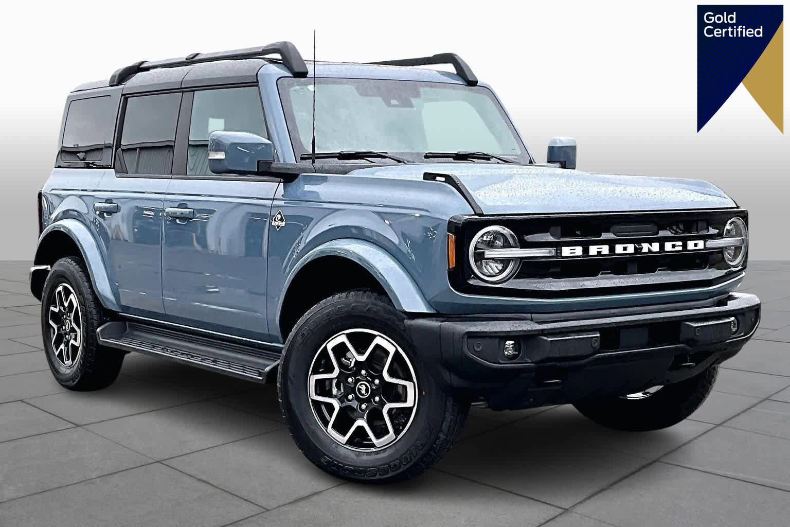 Certified 2025 Ford Bronco Outer Banks image 1