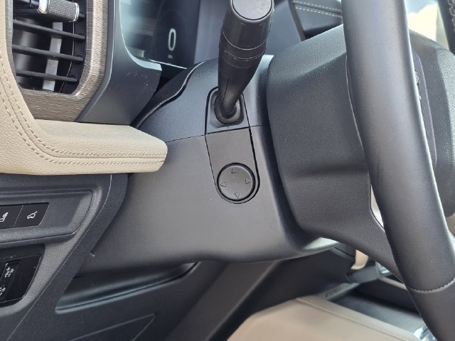 Certified 2023 Ford Expedition Max Limited RWD image 25