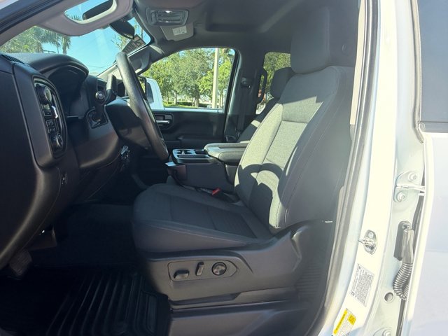 Used 2024 Chevrolet Silverado 2500 Custom w/ Custom Value Package AWD/4WD image 16