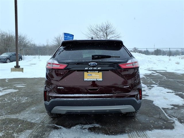 Certified 2024 Ford Edge SEL w/ Convenience Package image 3
